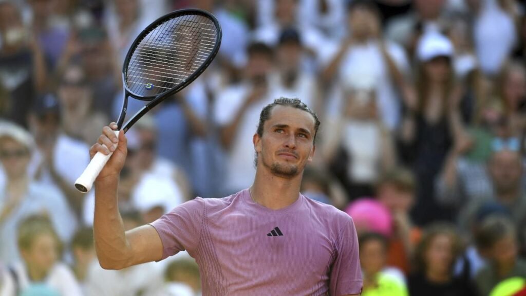 Hamburg Open: Zverev beats Martinez to reach 35th career final