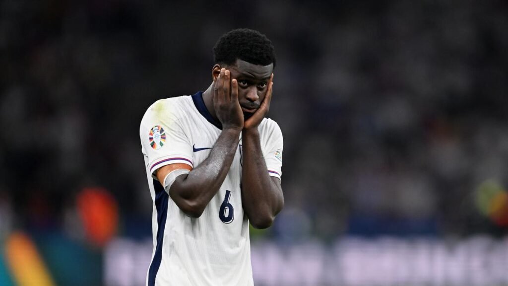 Howe tight-lipped on Guehi as Newcastle loses 2-0 in Tokyo