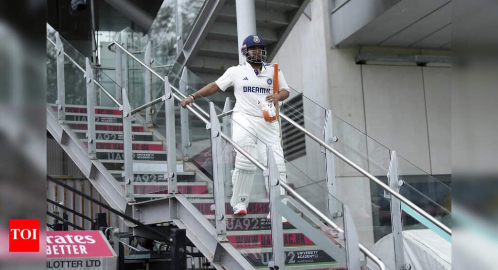 IND vs ENG 4th Test: ‘Playing through pain’ – Sachin Tendulkar lauds Rishabh Pant’s gritty fifty in Manchester | Cricket News