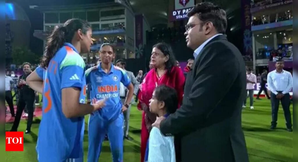 Jay Shah’s mother and daughter spend time with Harmanpreet Kaur and Smriti Mandhana after World Cup win | Cricket News